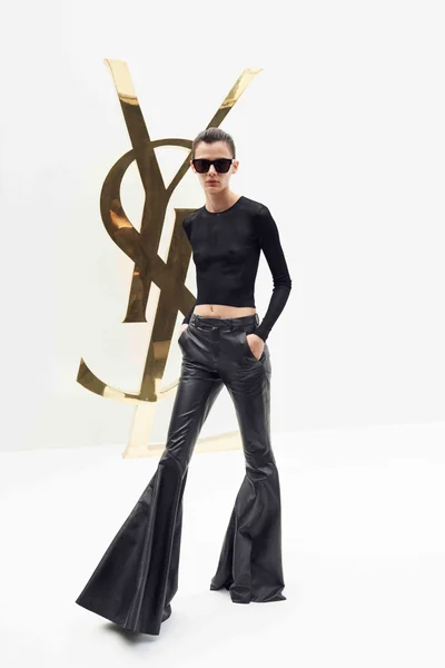 Look 27